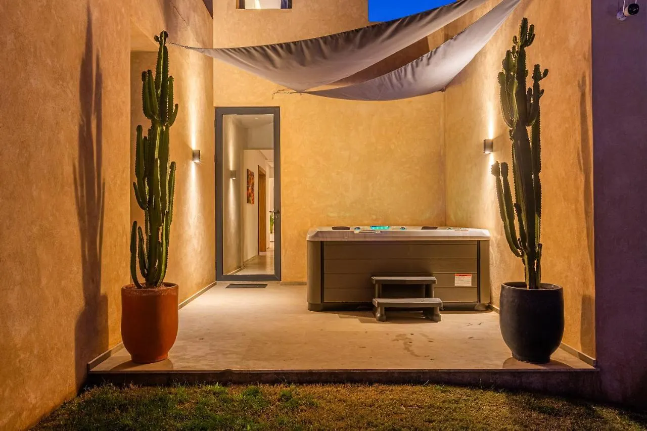 Villa 103 - Luxury Getaway - Private Jacuzzi マラケシュ